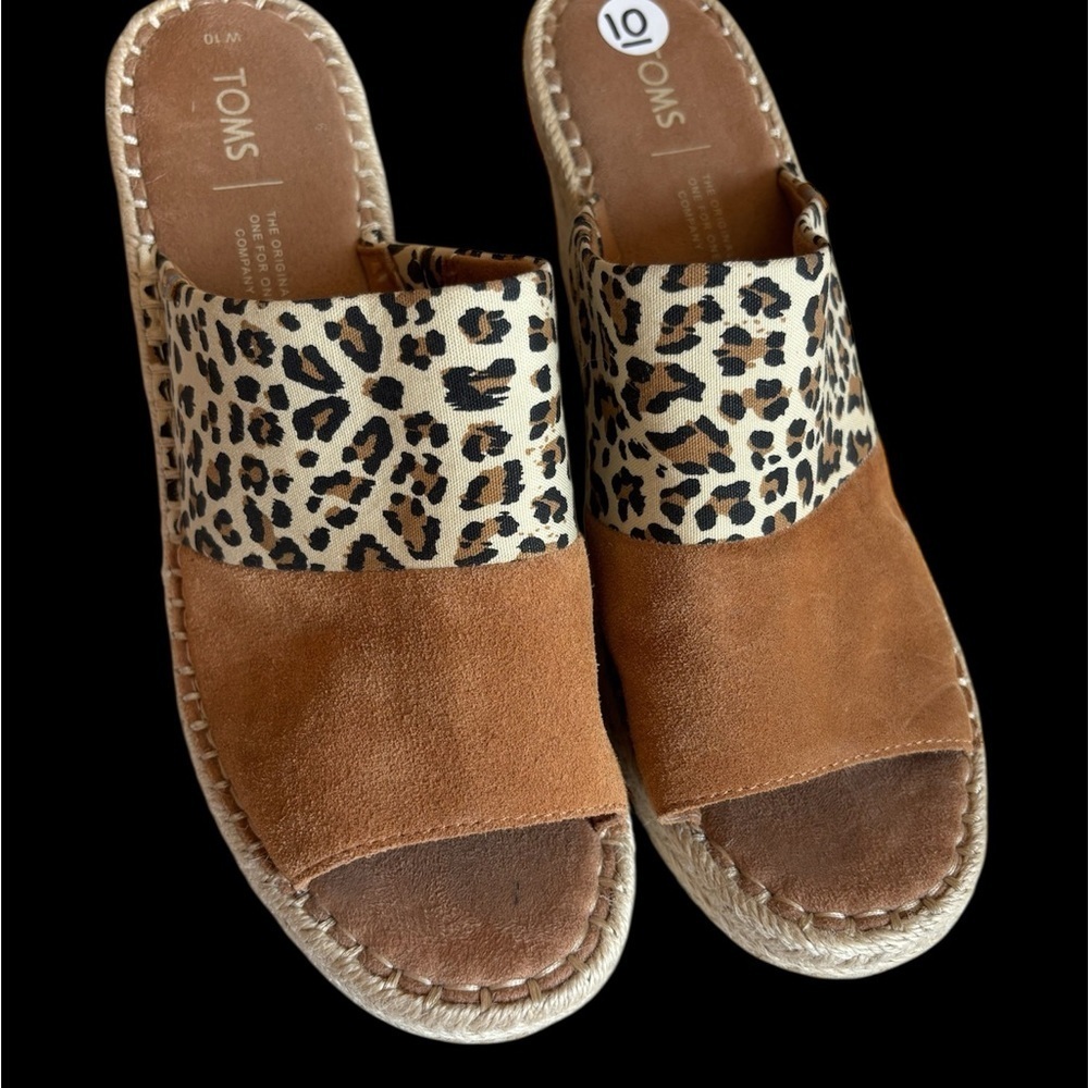 TOMS Women's Leopard Print and Tan Wedges Size W10 Summer mood - Picture 2 of 7